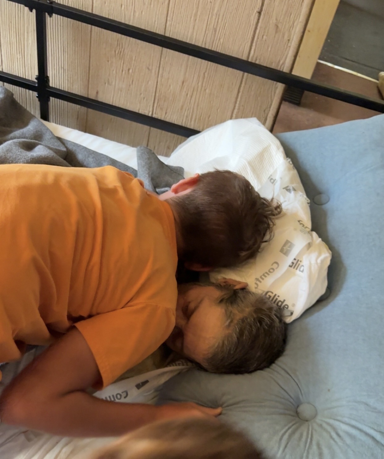 Kingston hugging Gary